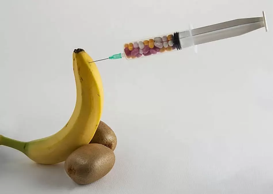 agrandamiento del pene inyectable en el ejemplo de un plátano