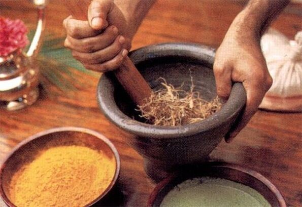 La obtención de materiales vegetales para agrandar el pene es un proceso largo y laborioso.