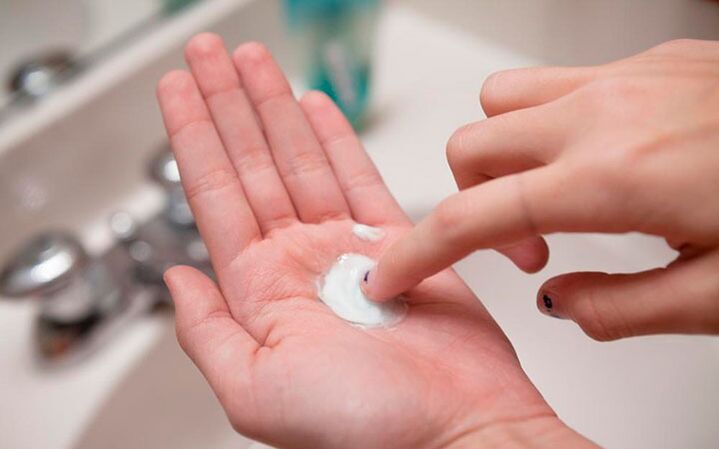 exfoliar con refresco para agrandar el pene